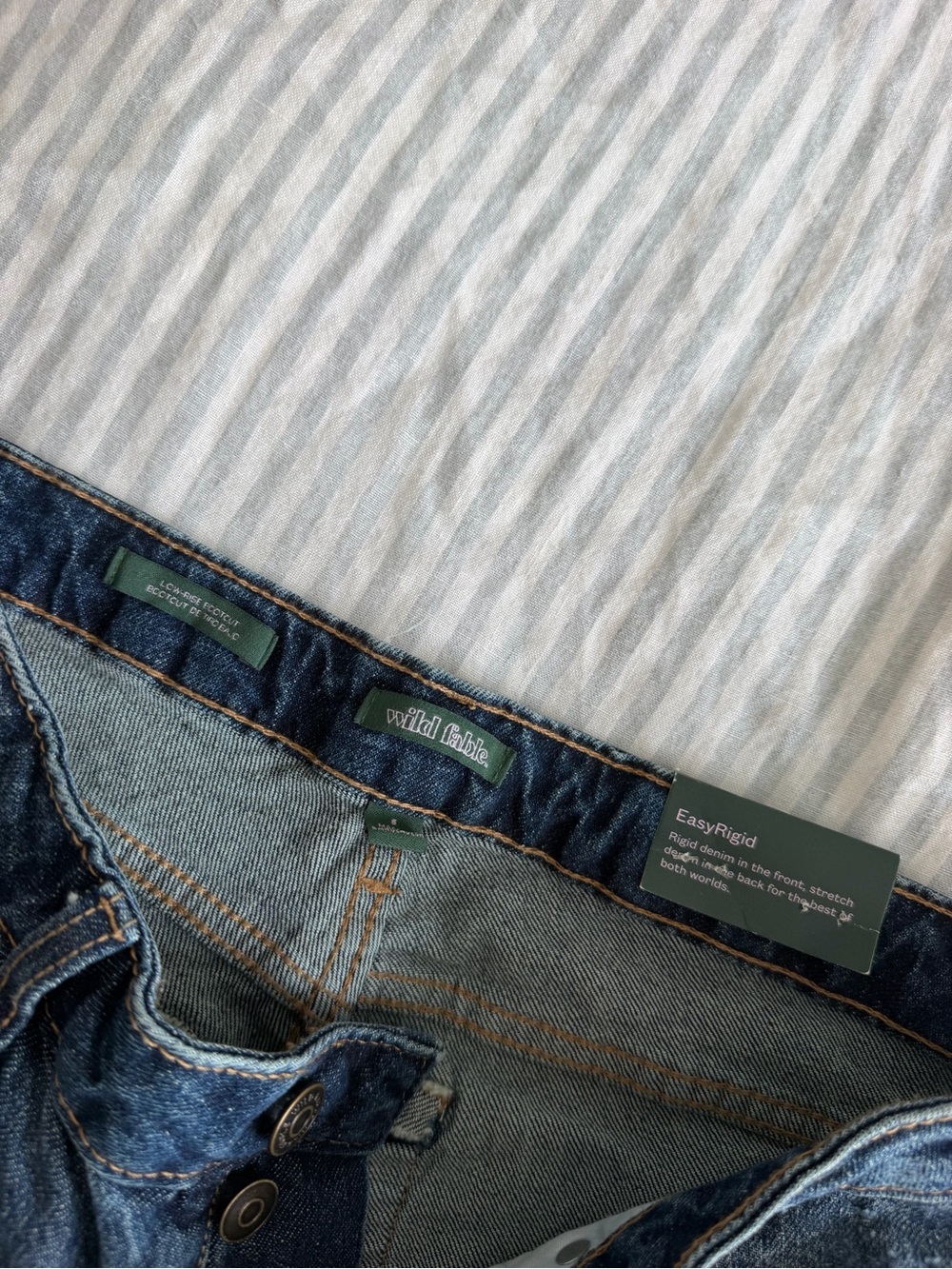 NWT Wild Fable Low Rise Bootcut Jeans Size 6 - Picture 4 of 7